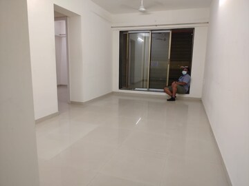Room in 1.5 BHK Apartment at Vastu Shanti, Andheri East – for Rent