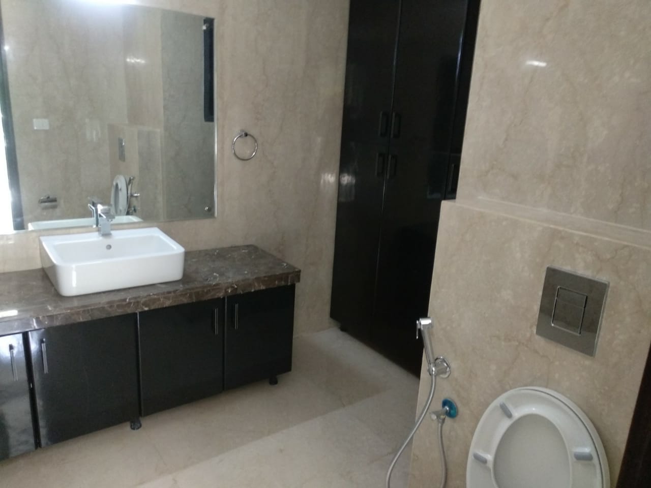 3 BHK + Servant Room 4190 Sq.Ft. Apartment in Embassy Oasis
