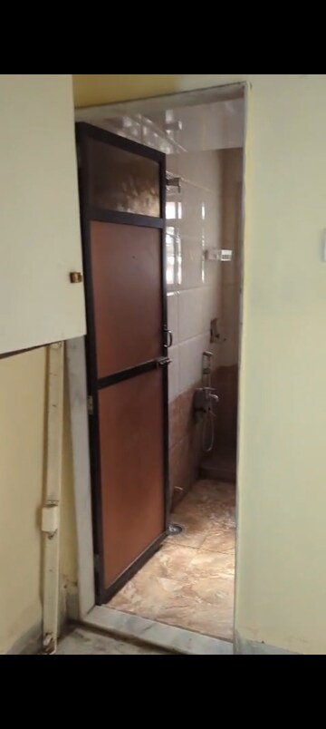 Furnished Amenities in 1 BHK Apartment at Sher E Punjab, Andheri East – for Rent