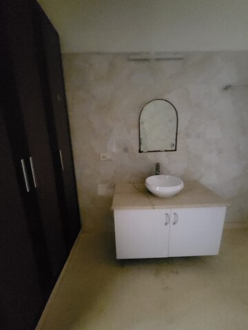 Bathroom in 3 BHK Apartment at Ardee City Palm Grove Heights, Sector 52 – for Rent