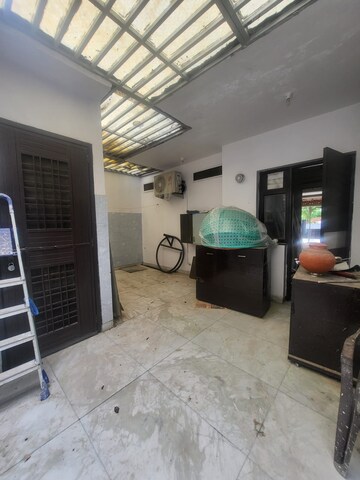 Parking in 3 BHK Apartment at Ardee City Palm Grove Heights, Sector 52 – for Rent