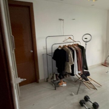 Gym in 3 BHK Builder Floor at Vasant Kunj Enclave – for Rent