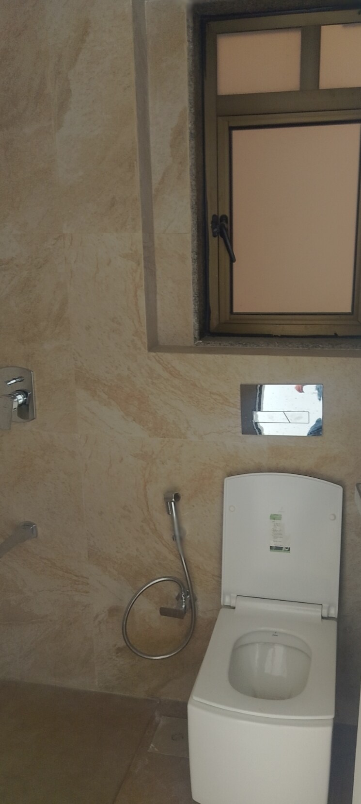 Bathroom, runwal-bliss 2 Bedroom 789 Sq.Ft. Apartment In Kanjurmarg East Mumbai 9010604