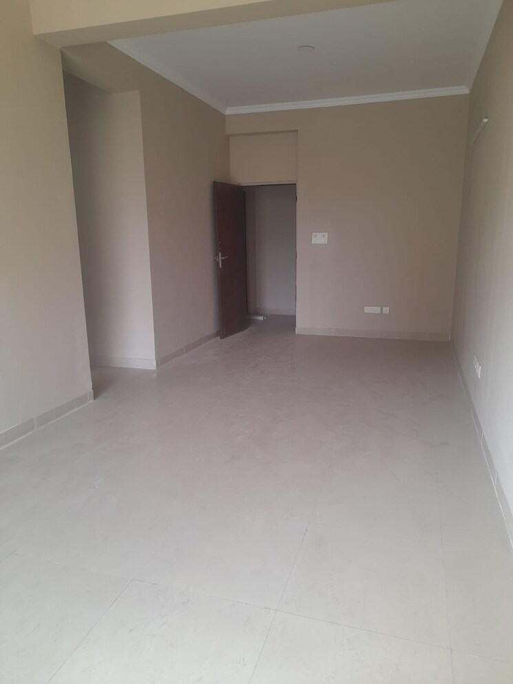 Room, shakti-the-sky-lark-apartment 3.5 Bedroom 2400 Sq.Ft. Apartment In Sector 52 Gurgaon 9010618