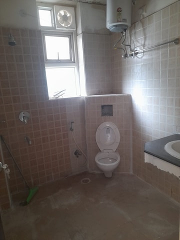 Bathroom in 3.5 BHK Apartment at Shakti the Sky Lark  Apartment, Sector 52 – for Rent
