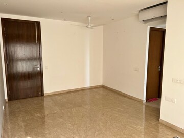 Room in 1 BHK Apartment at Hiranandani Regent Hill, Powai – for Rent