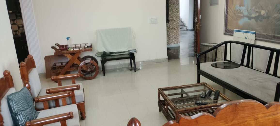 3 BHK + Study Room Apartment For Rent in Park Royal Apartment