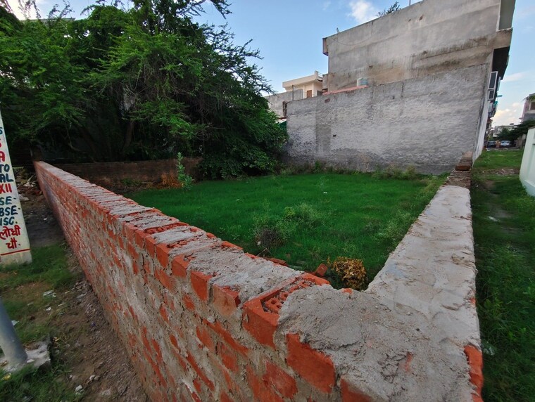 Garden, jankipuram  1840 Sq.Ft. Plot In Jankipuram Lucknow 9010622