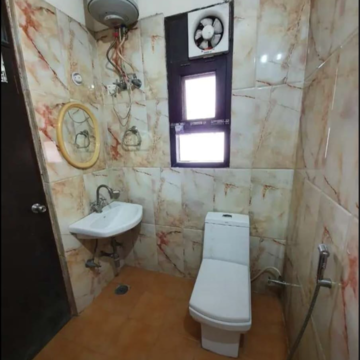 Bathroom in  Pg at Gomti Nagar – for Rent