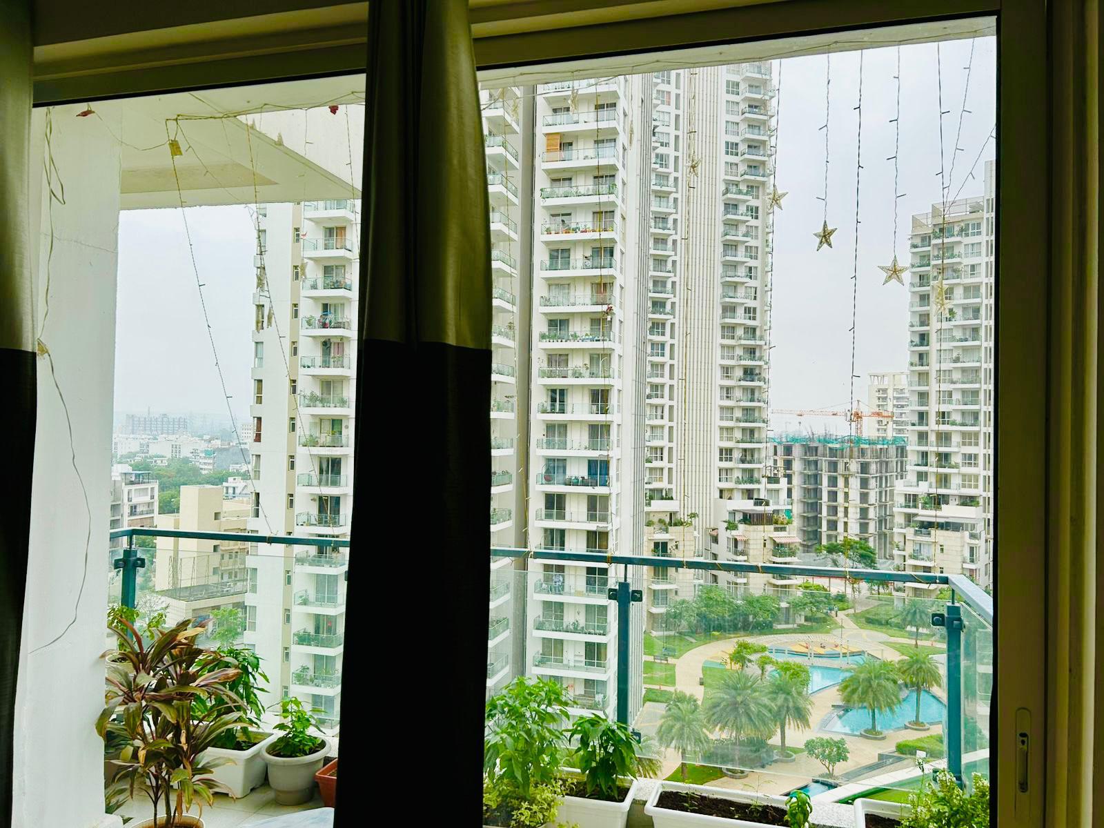 3 BHK + Pooja Room,Servant Room Apartment For Rent in Tata Primanti Phase 2