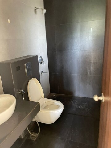 Bathroom in 2 BHK Apartment at Kalpataru Crest, Bhandup West – for Rent