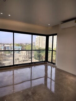 3 BHK Apartment For Sale in Mirchandani Triton