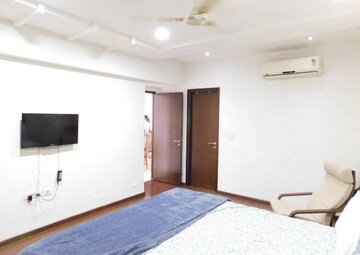 Room in 3 BHK Apartment at Jayabheri Orange County, Gachibowli – for Rent