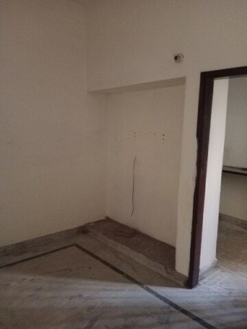 Room in 2 BHK Builder Floor at Huda – for Rent