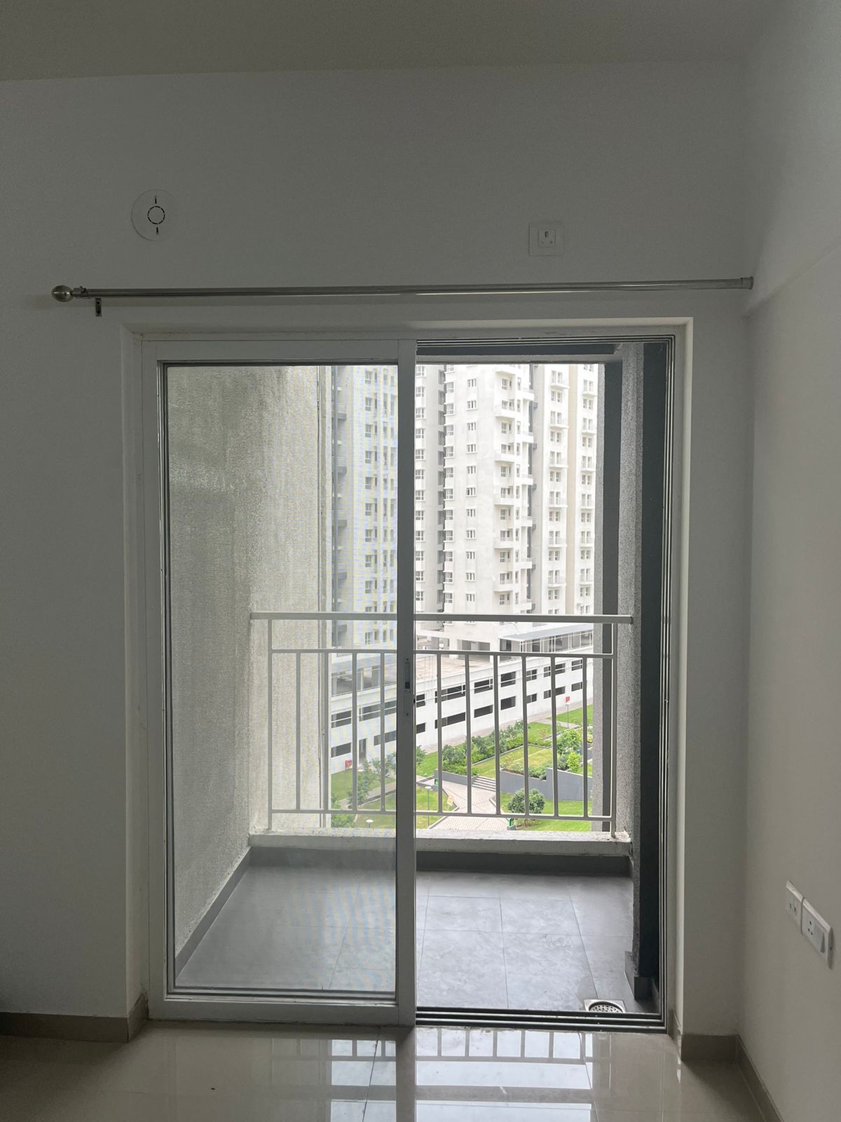 1 BHK Apartment For Rent in Godrej Horizon