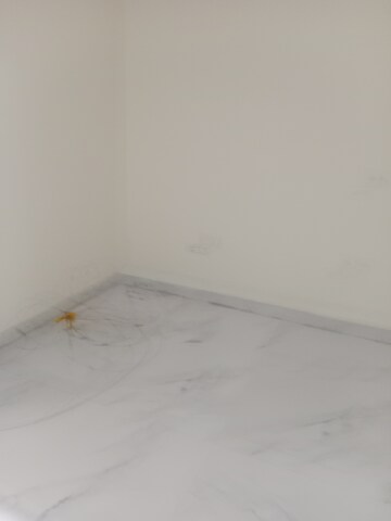 Room in 2 BHK Builder Floor at Huda – for Rent