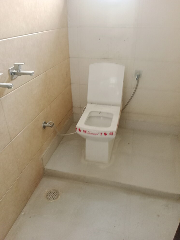 Bathroom, huda 2 Bedroom 1496 Sq.Ft. Builder Floor In Huda Panipat 9010747