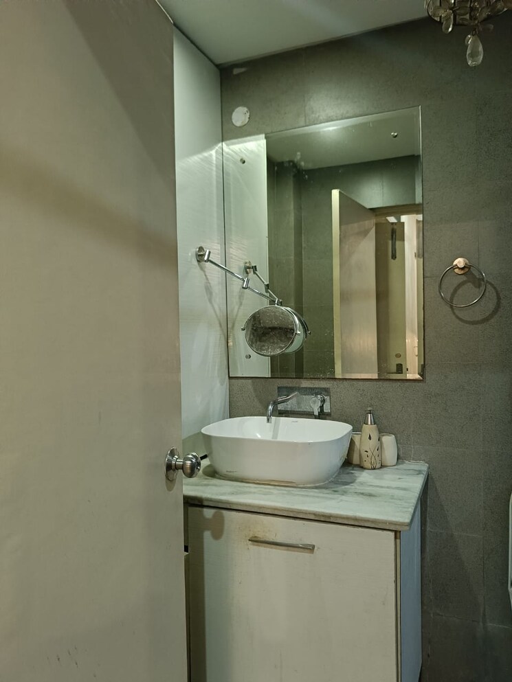 Bathroom, orchid-island 3 Bedroom 1395 Sq.Ft. Apartment In Sector 51 Gurgaon 9010768