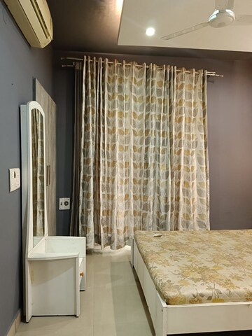 Bedroom in 3 BHK Apartment at Orchid Island, Sector 51 – for Rent