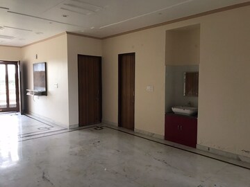 Building Lobby in 3 BHK Builder Floor at Sector 10 – for Sale