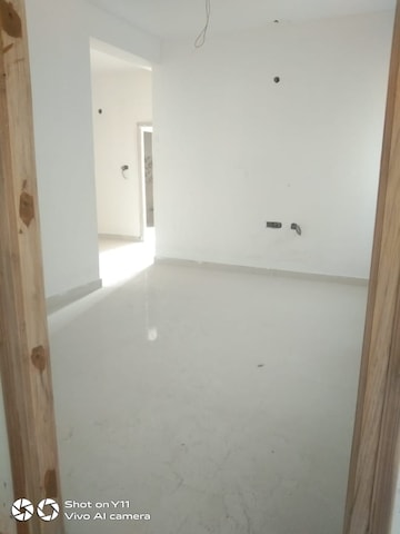 Room in 3 BHK Apartment at Endeco TS Heights, Moti Nagar – for Sale