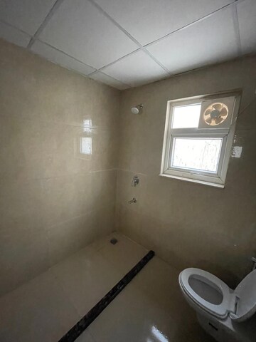 Bathroom in 4 BHK Builder Floor at BPTP Amstoria, Sector 102 – for Rent