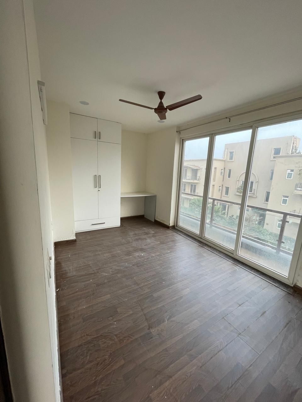 4 BHK 500 Sq.Yd. Builder Floor in BPTP Amstoria