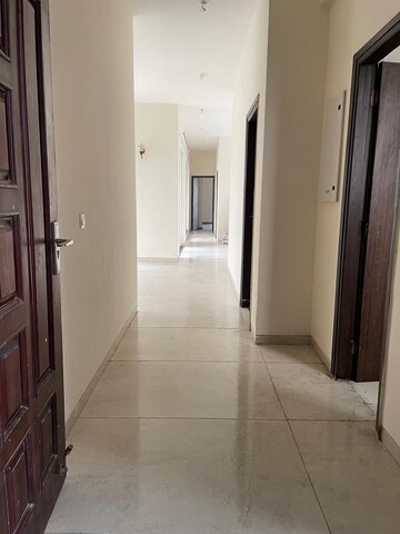 Building Lobby in 4 BHK Builder Floor at BPTP Amstoria, Sector 102 – for Rent