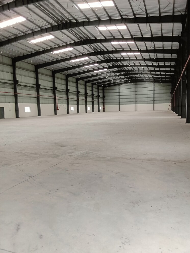 Room, nelamangala Commercial Warehouse 50000 Sq.Ft. In Nelamangala Bangalore 9010821