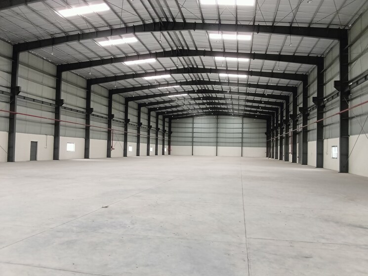 Room, nelamangala Commercial Warehouse 50000 Sq.Ft. In Nelamangala Bangalore 9010821