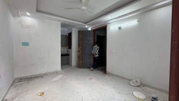 Room in 2 BHK Builder Floor at Palm Residency Chhatarpur, Chattarpur – for Rent