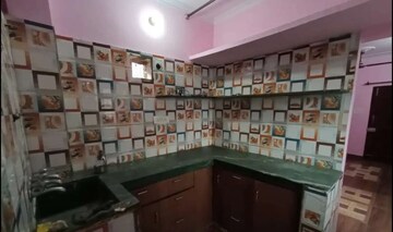 Kitchen in 3 BHK Builder Floor at Sector 37 – for Rent