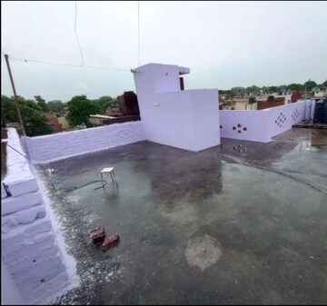 Swimming Pool in 3 BHK Builder Floor at Sector 37 – for Rent