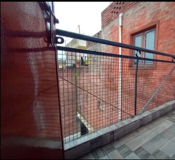 Balcony in 3 BHK Builder Floor at Sector 37 – for Rent
