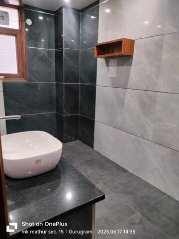 Master Bedroom in 3 BHK Builder Floor at Sector 15 ii – for Rent