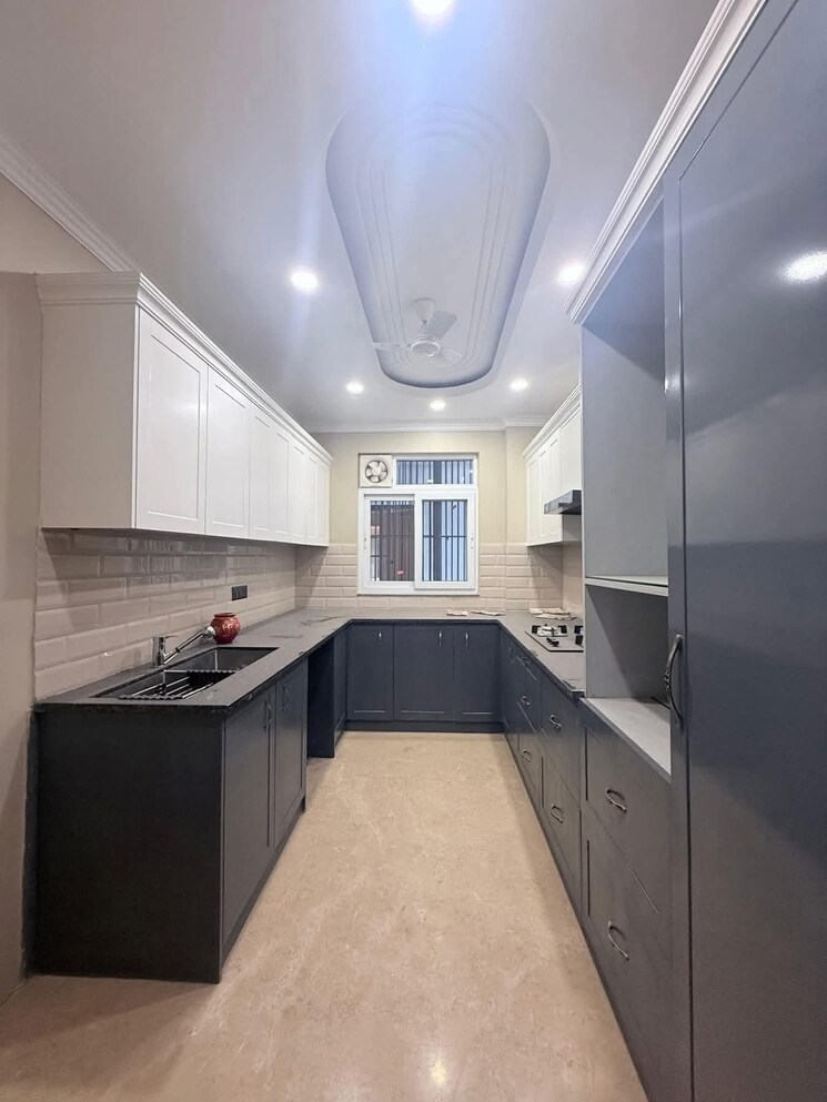 Kitchen, sector 15i 4 Bedroom 3000 Sq.Ft. Builder Floor In Sector 15i Gurgaon 9010887