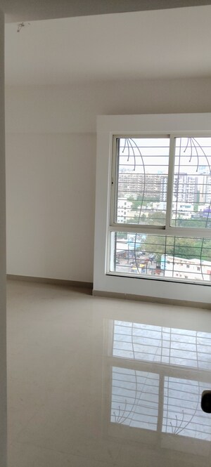 Room in 2 BHK Apartment at Venkatesh Bliss, Undri – for Rent