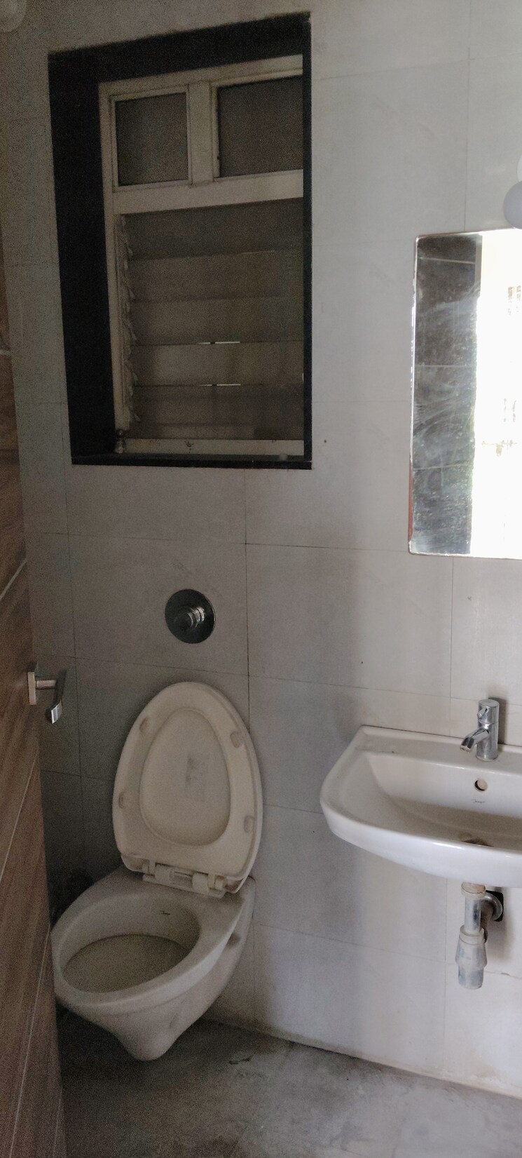 Bathroom, venkatesh-bliss 2 Bedroom 1000 Sq.Ft. Apartment In Undri Pune 9010888