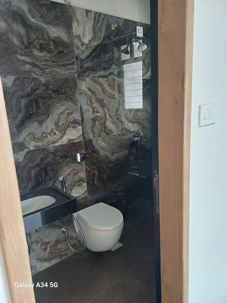 Bathroom, horizon-highgrove 2 Bedroom 827 Sq.Ft. Apartment In Mundhwa Pune 9010905