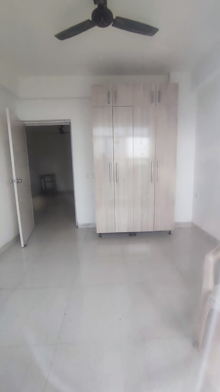 Room, rof-ananda 2 Bedroom 580 Sq.Ft. Apartment In Sector 95 Gurgaon 9010955