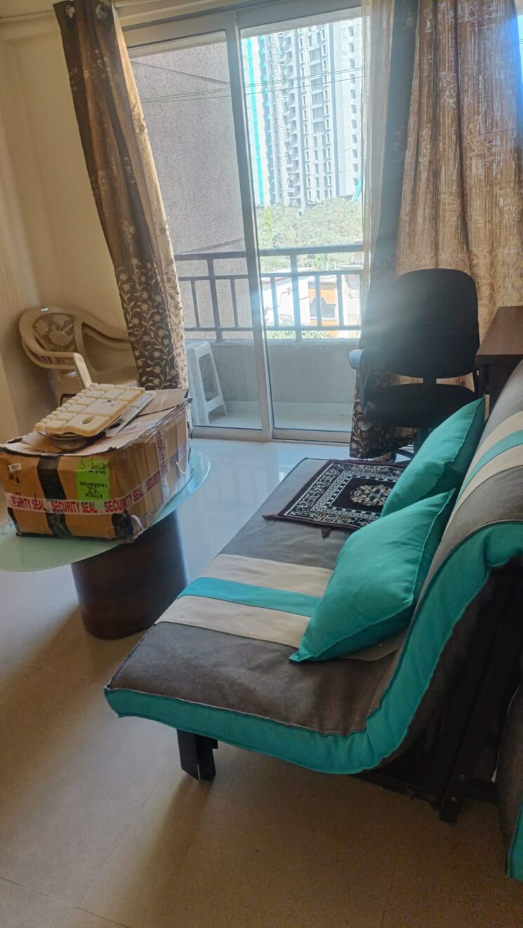 Living Room, vihang-hills 1 Bedroom 550 Sq.Ft. Apartment In Ghodbunder Road Thane 9011070