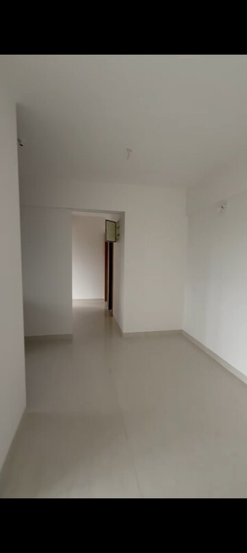 Room in 3 BHK Apartment at Nirman Adi, Kalyani Nagar – for Rent