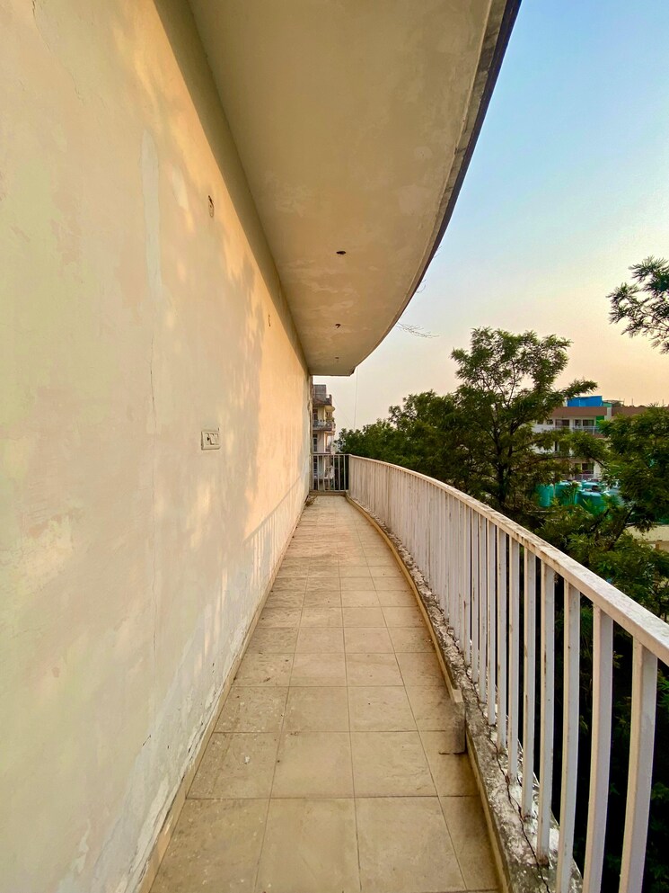 Balcony, ambala highway 2 Bedroom 1200 Sq.Ft. Apartment In Ambala Highway Zirakpur 9010974