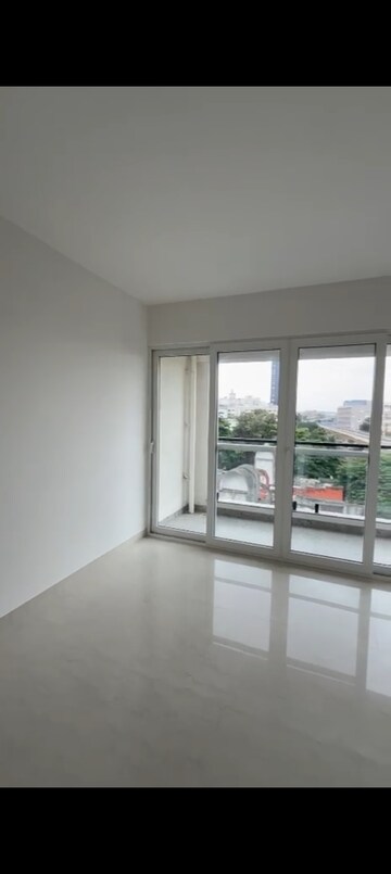 Room in 3 BHK Apartment at Nirman Adi, Kalyani Nagar – for Rent