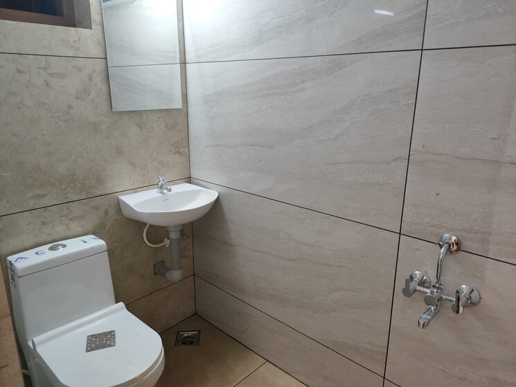 Bathroom, muthuvara 4 Bedroom 2070 Sq.Ft. Independent House In Muthuvara Thrissur 9010988