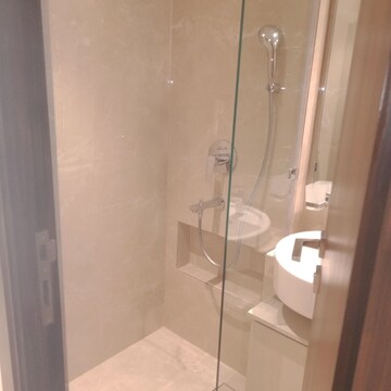 Bathroom in 1 BHK Apartment at Hiranandani Highland, Powai – for Rent