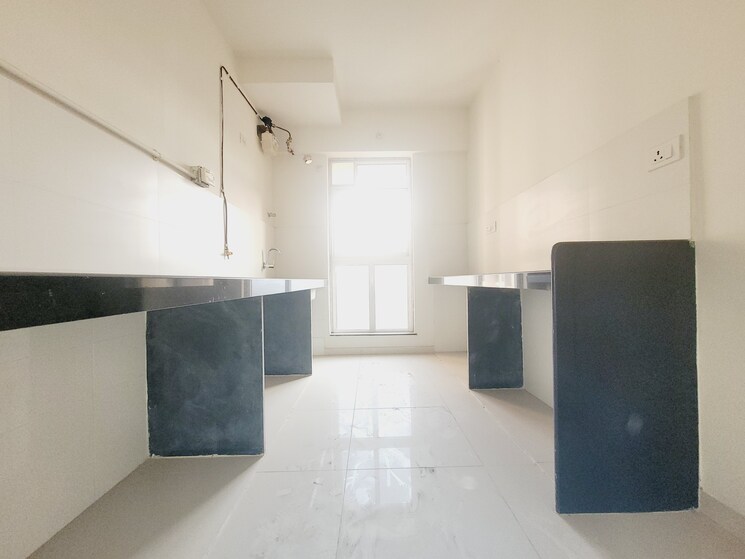 Kitchen, godrej-emerald 2 Bedroom 730 Sq.Ft. Apartment In Ghodbunder Road Thane 9011043