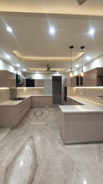 Kitchen in 5 BHK Builder Floor at Green Wood City, Sector 45 – for Sale