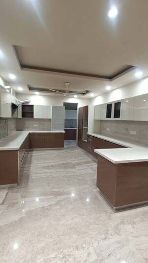 Kitchen in 5 BHK Builder Floor at Green Wood City, Sector 45 – for Sale
