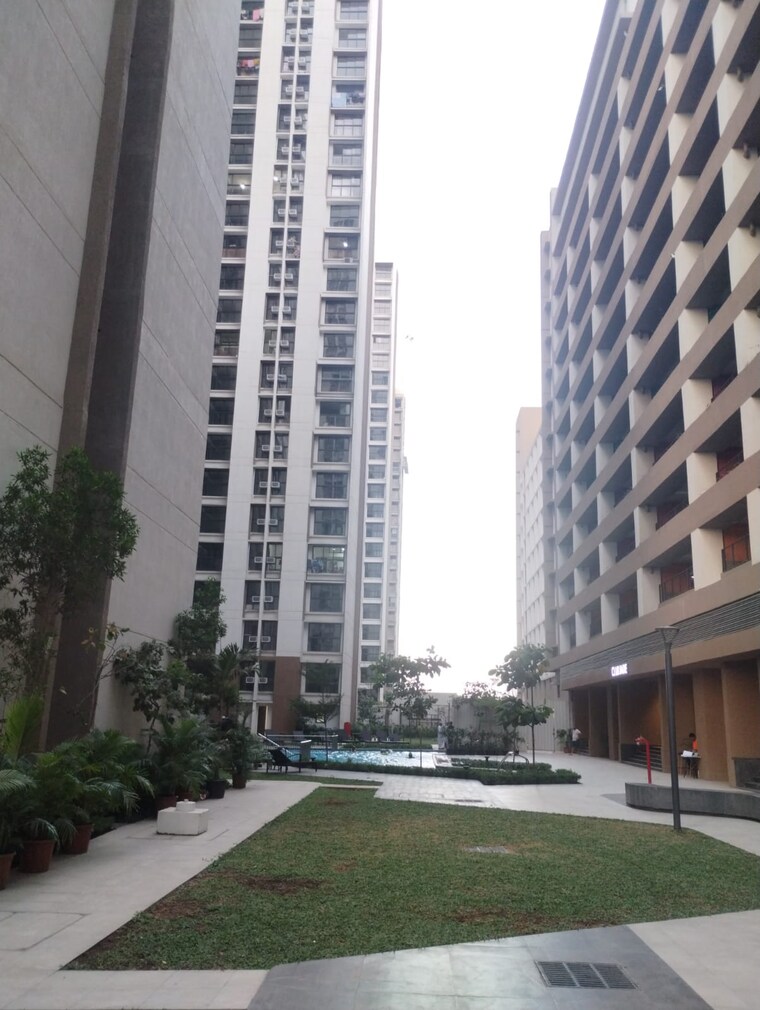 Exterior View, lodha-crown-quality-homes 1 Bedroom 317 Sq.Ft. Apartment In Majiwada Thane 9011080